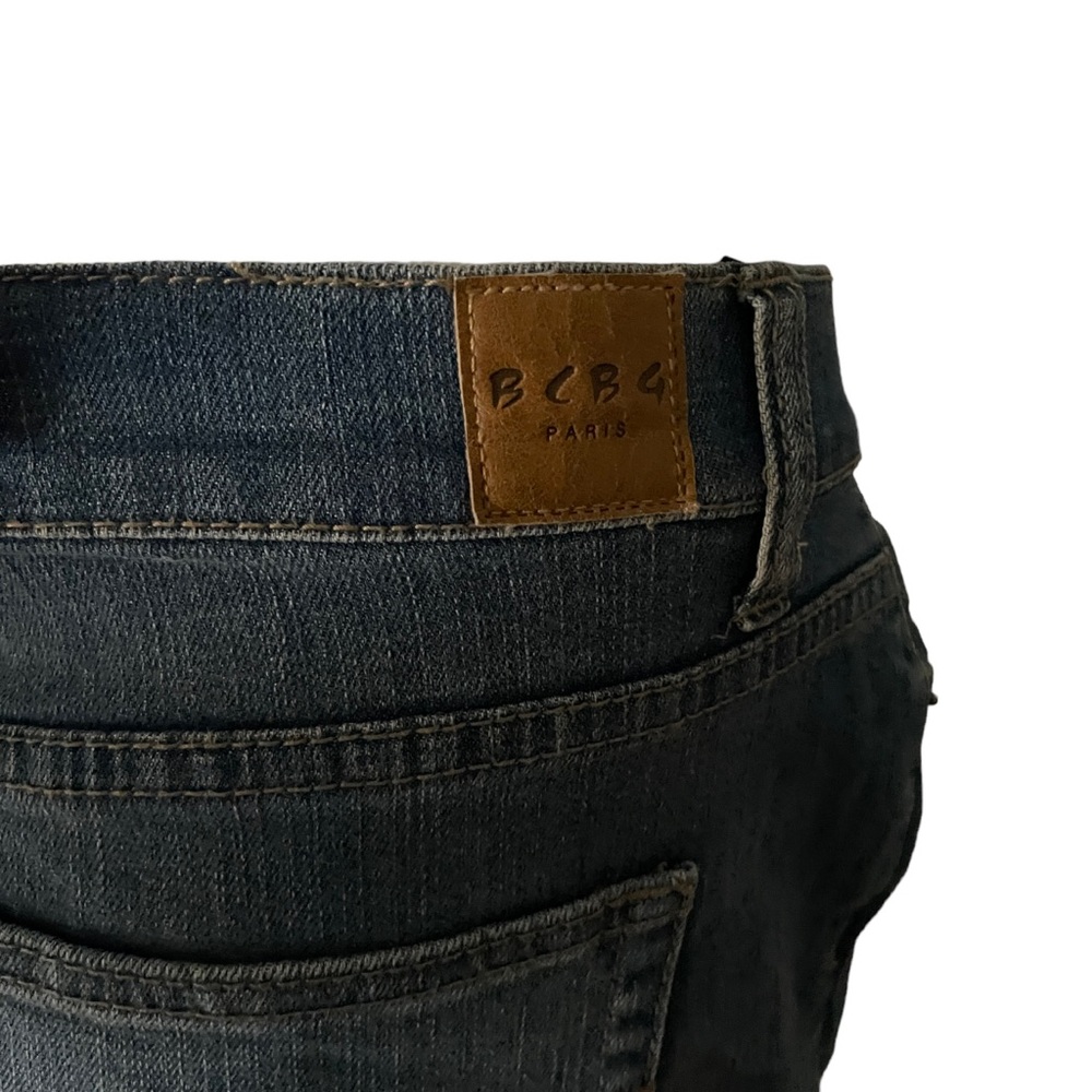 BCBG Plus Size Jeans Size 16 NWT - Picture 2 of 3